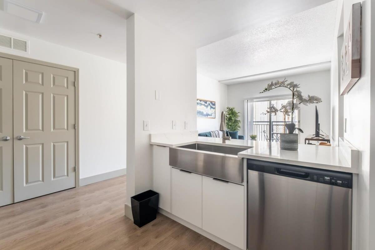 3Br Modern Downtown Apartment With Gym & Office Charlotte Extérieur photo