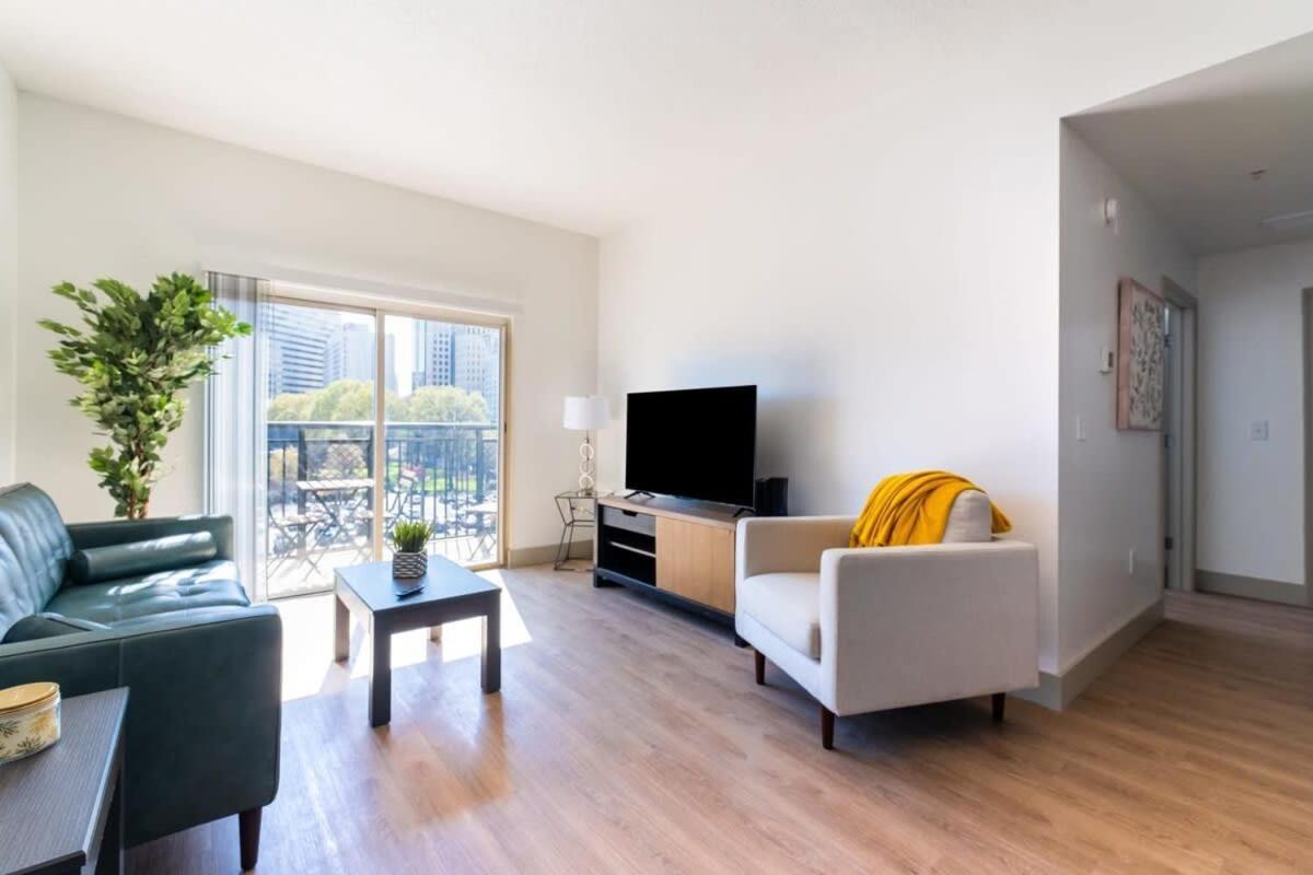 3Br Modern Downtown Apartment With Gym & Office Charlotte Extérieur photo