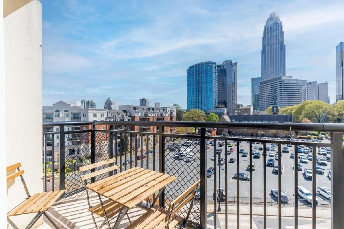 3Br Modern Downtown Apartment With Gym & Office Charlotte Extérieur photo